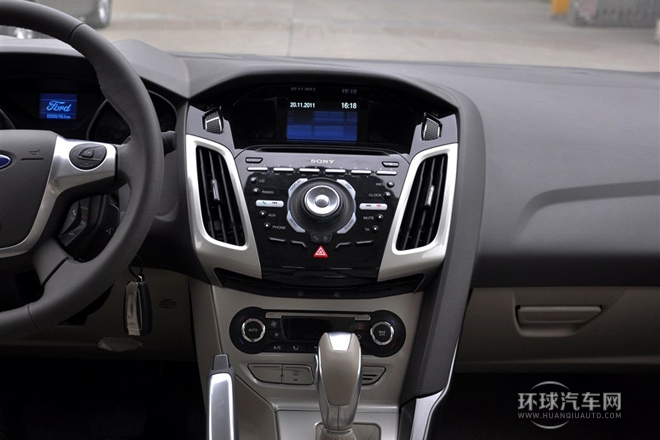 2012款 三廂 1.6L AT尊貴型