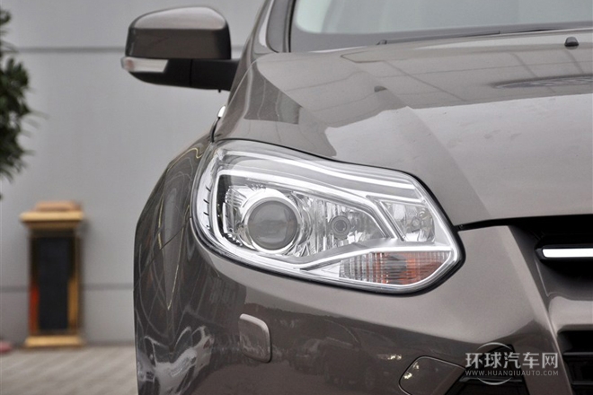 2012款 三廂 1.6L AT尊貴型