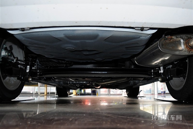 2013款 三廂 1.8L 手動(dòng)尊貴型