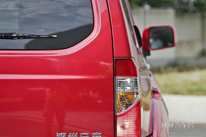 2013款 2.4L 兩驅(qū)標(biāo)準(zhǔn)紀(jì)念版 國(guó)IV