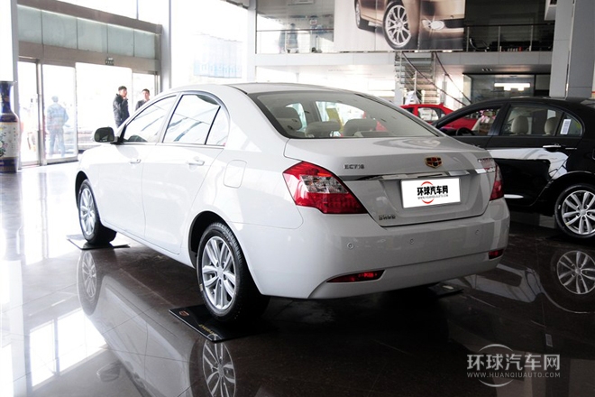 2013款 三廂 1.8L 手動尊貴型