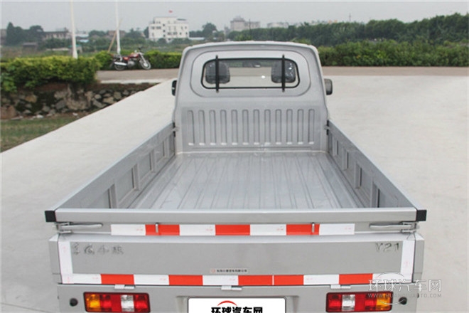 2011款 1.3L基本型有護欄