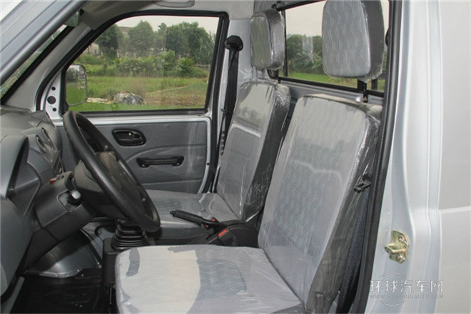 2011款 1.3L基本型有護欄