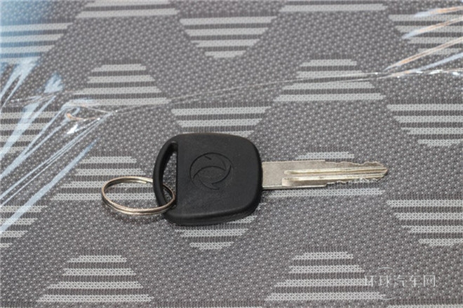 2011款 1.3L基本型無護欄