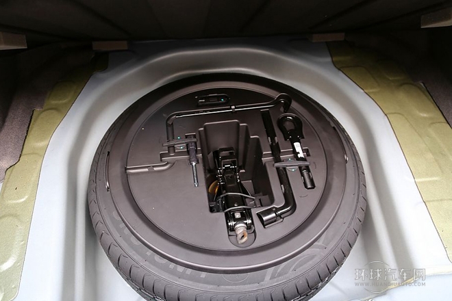 2014款 三廂 1.3T CVT尊貴型