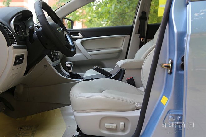 2014款 三廂 1.3T CVT尊貴型