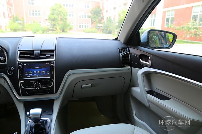 2014款 三廂 1.3T CVT尊貴型