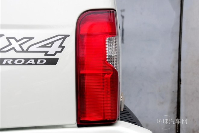 2013款 2.4L 四驅標準型 國IV