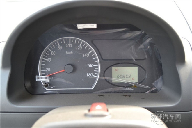 2011款 1.0L標(biāo)準(zhǔn)型無護(hù)欄