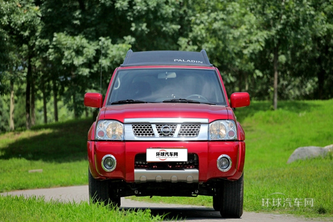 2013款 2.4L 四驅(qū)豪華紀(jì)念版 國IV