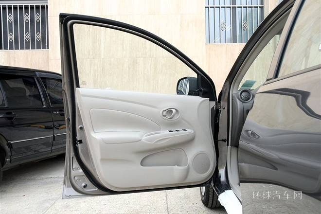 2014款 1.5XE CVT舒適版