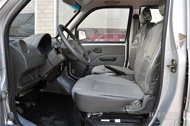 2011款 1.3L基本型無護欄