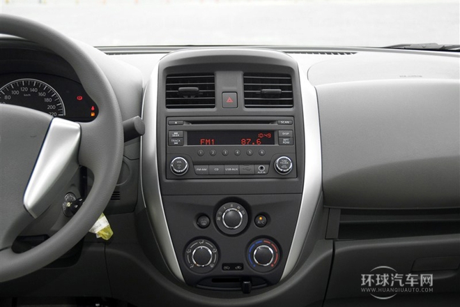 2014款 1.5XE MT舒適版