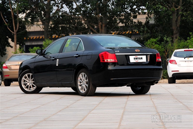 2013款 2.0L 自動(dòng)尊貴型