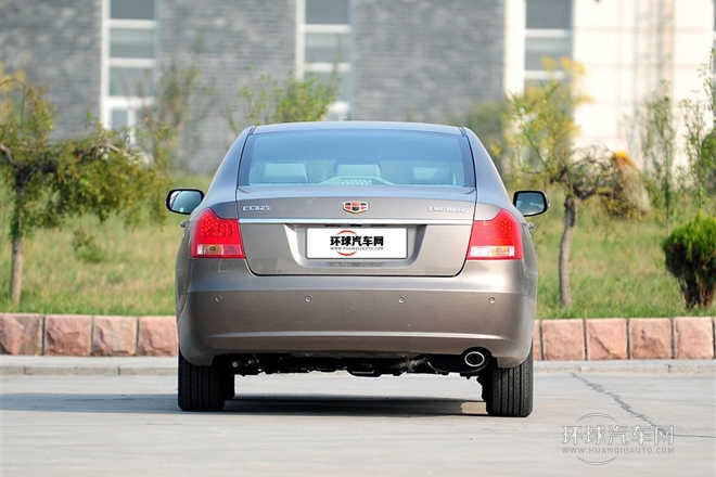 2013款 2.4L 自動(dòng)行政型