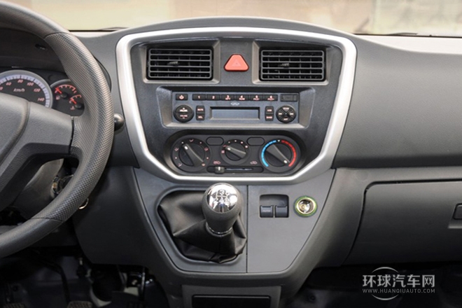 2013款 1.0L舒適型