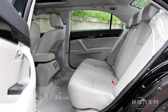 2013款 2.4L 自動(dòng)尊貴型