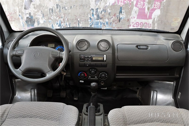 2011款 1.0L基本型無(wú)護(hù)欄