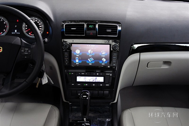 2013款 2.4L 自動尊貴型