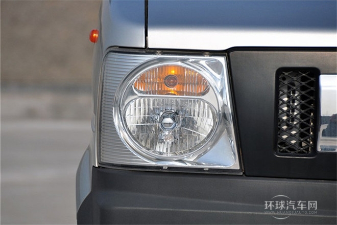 2011款 1.0L基本型無(wú)護(hù)欄