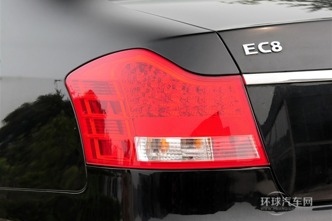 2013款 2.4L 自動尊貴型