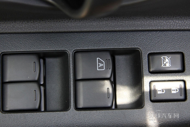 2010款 1.5L 手動易型版