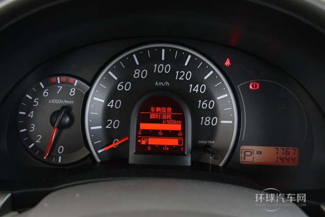 2010款 1.5L 手動(dòng)易型版