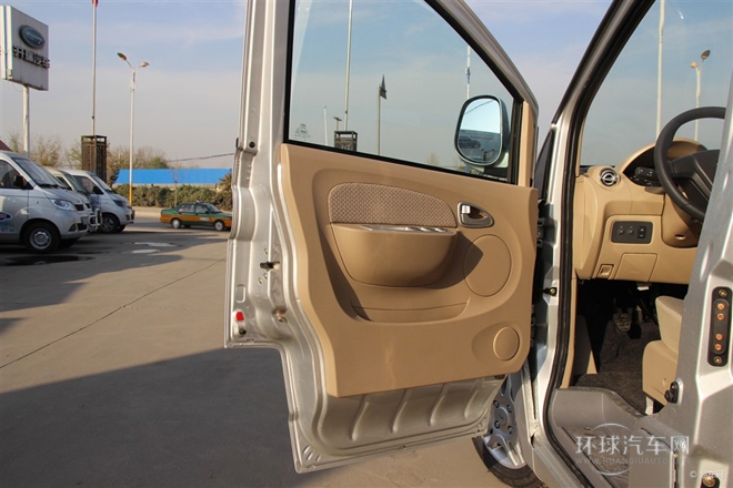 2013款 1.5L豪華型