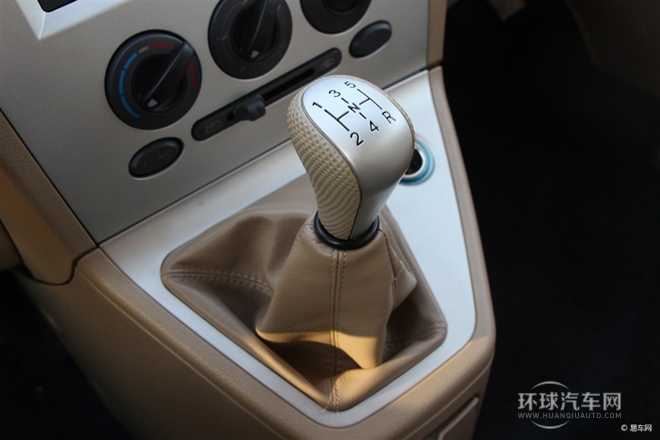 2013款 1.5L豪華型