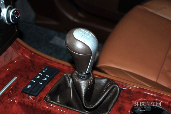 2013款 1.8T 手動(dòng)兩驅(qū)智尊版