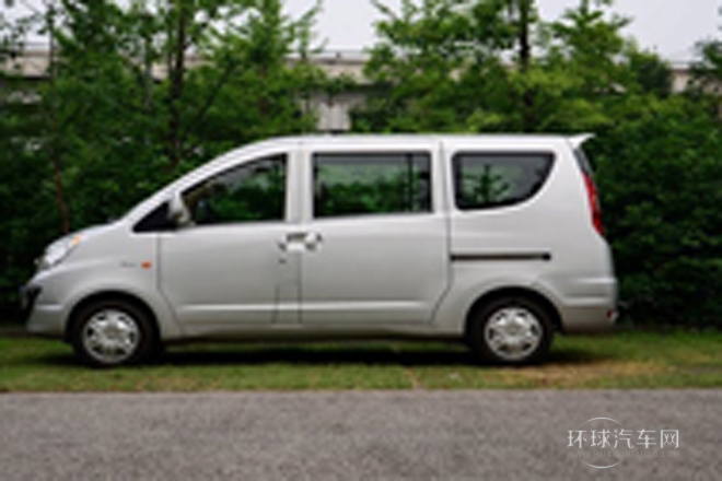 2013款 1.5L實力型