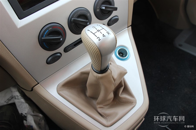 2013款 1.5L舒適型