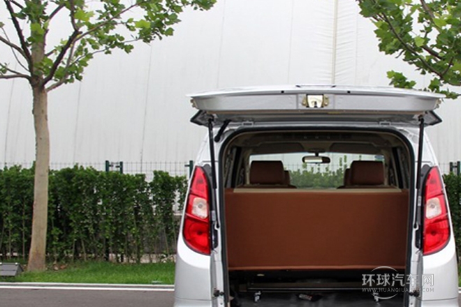 2013款 1.5L尊貴型