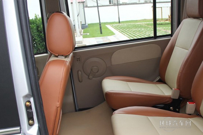 2013款 1.5L尊貴型