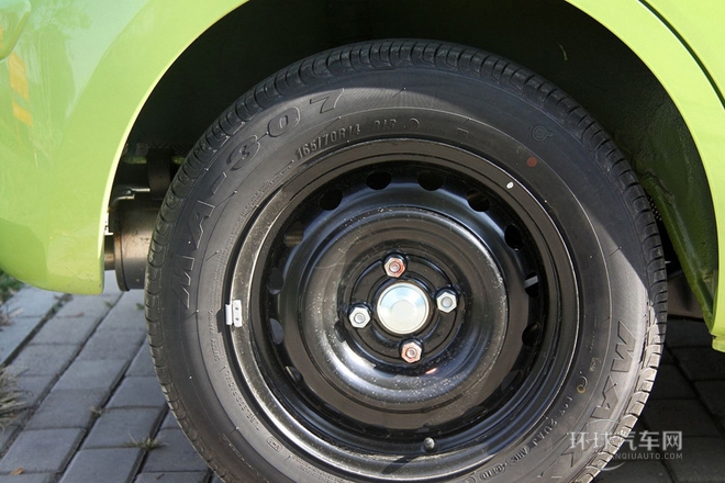 2010款 1.5L 手動(dòng)易炫版