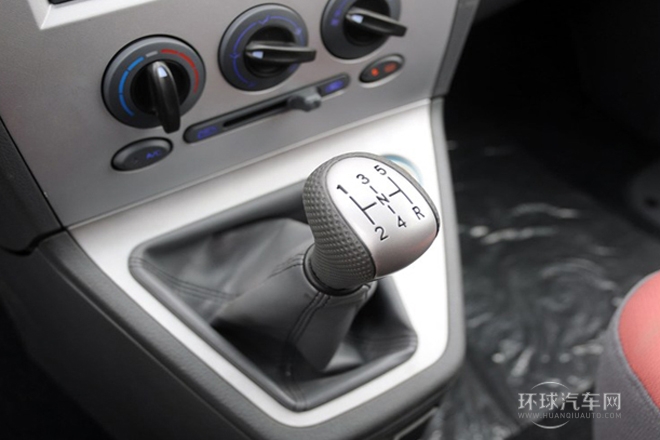 2012款 1.2L標(biāo)準(zhǔn)型