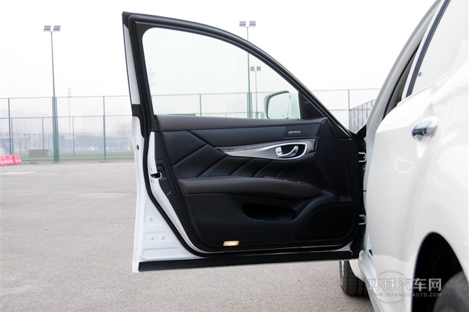 2013款 3.5L 奢華版 HYBRID