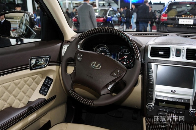 2013款 1.8T 自動(dòng)兩驅(qū)智尊版