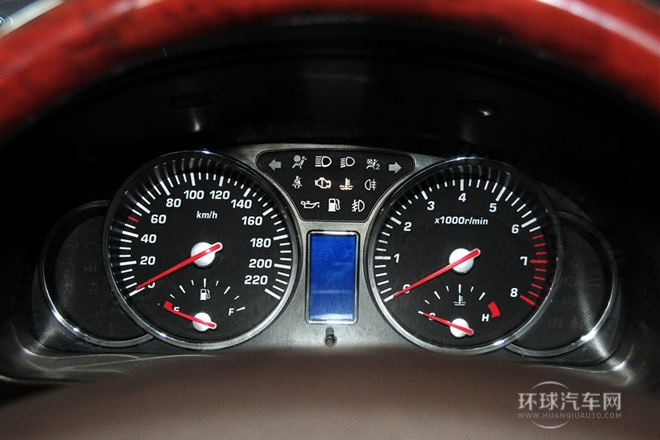 2013款 2.0T 手動兩驅智尊版