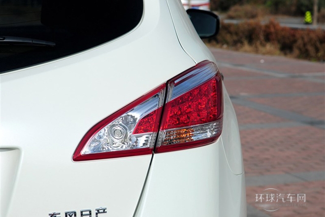 2013款 3.5L CVT 榮耀版