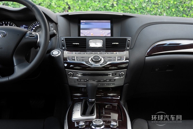 2013款 2.5L 舒適版