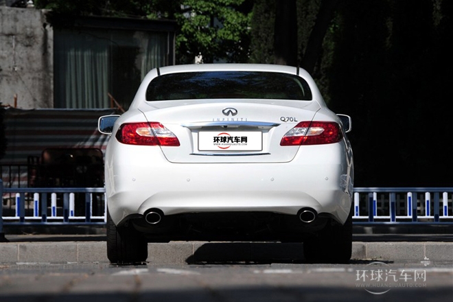 2013款 2.5L 舒適版