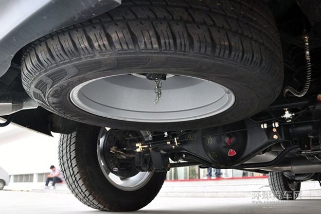 2012款 2.4L 手動兩驅豪華型