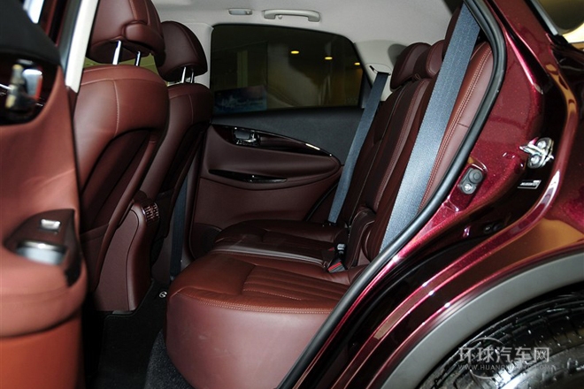 2013款 2.5L 兩驅(qū)尊雅版