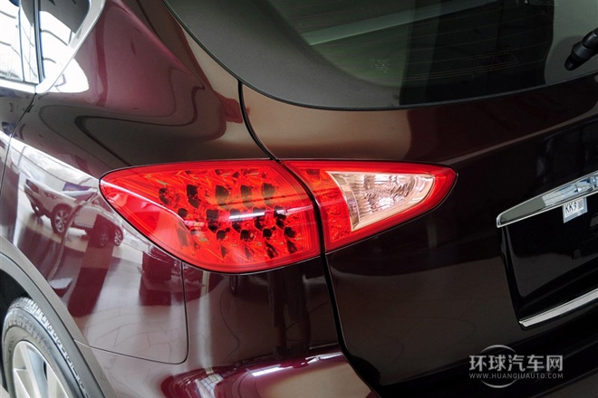 2013款 2.5L 兩驅尊雅版