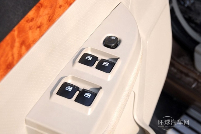 2013款 2.8T柴油兩驅共軌