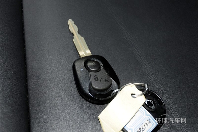 2014款 2.0T 兩驅自動精英柴油版