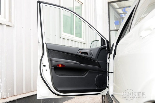 2014款 2.0T 兩驅(qū)自動(dòng)精英柴油版