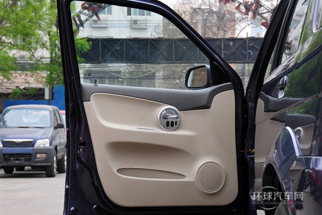 2010款 1.3L 手動標準型