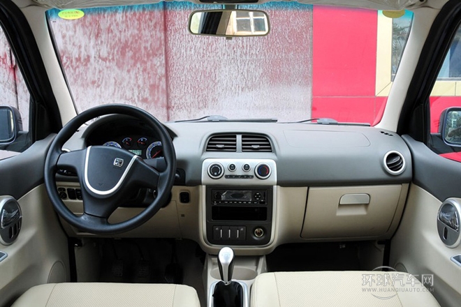 2010款 1.3L 手動(dòng)標(biāo)準(zhǔn)型